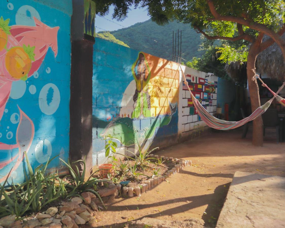 Hostel Hipilandia Taganga Exteriör bild