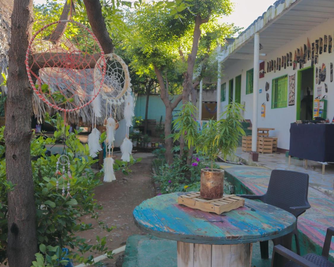 Hostel Hipilandia Taganga Exteriör bild