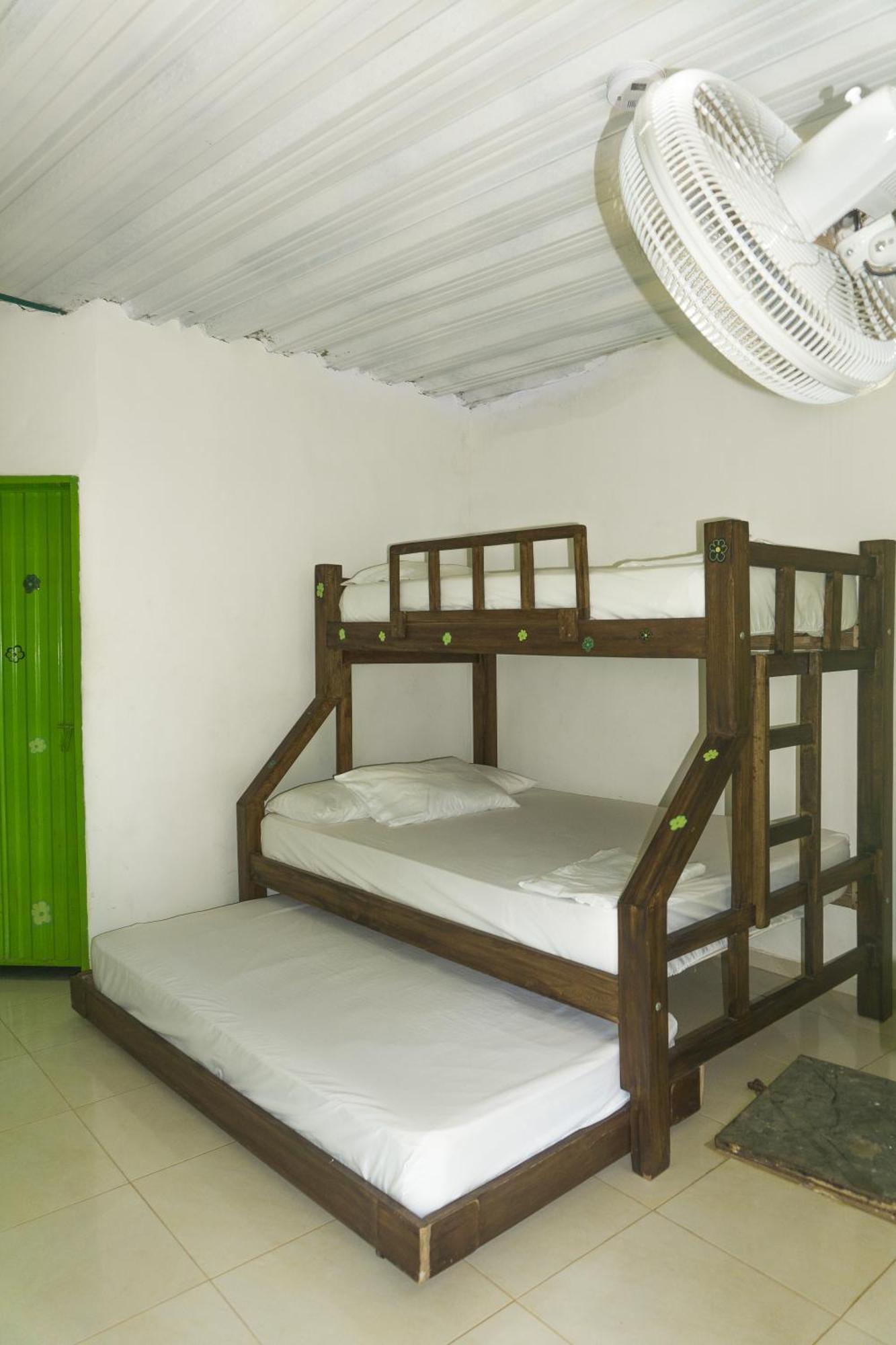 Hostel Hipilandia Taganga Exteriör bild